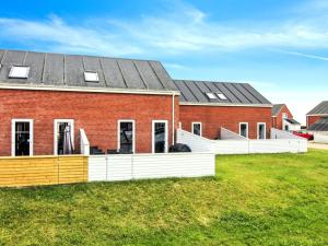 Το κτήριο όπου στεγάζεται  το διαμέρισμα