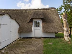 Budova, kde se prázdninový dům nachází + 17 fotografií