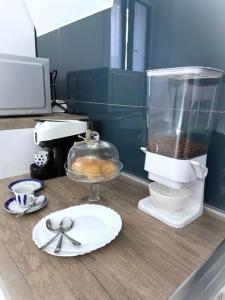 Φαγητό σε αυτό το διαμέρισμα ή κάπου εκεί κοντά