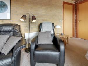 Posezení v ubytování Holiday Home Andriana - 600m from the sea by Interhome