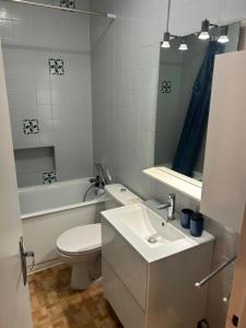 Bilik mandi di appartement hyper centre