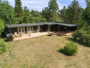 Κήπος έξω από το Holiday Home Fot - 7km from the sea by Interhome