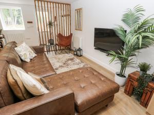 Χώρος καθιστικού στο Canal View Apartment