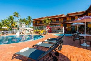 Hồ bơi trong/gần Praia Grande Hotel