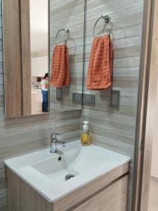 Koupelna v ubytování Avemaría! + 40 fotografií