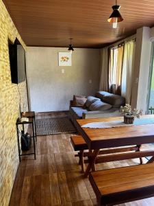 TV a/nebo společenská místnost v ubytování Ohana Bolt Miguel Pereira