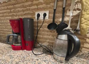Příslušenství pro přípravu čaje a kávy v ubytování RIAD SHANAM Location Privative
