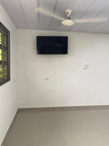 TV a/nebo společenská místnost v ubytování MiraMar