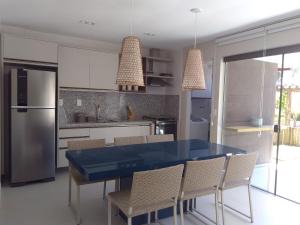 Kuchyň nebo kuchyňský kout v ubytování Ykutiba Imbassaí - Apartamento 2 Quartos - H03 + 32 fotografií