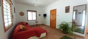 Ένα ή περισσότερα κρεβάτια σε δωμάτιο στο Busy Bee Nature Residence