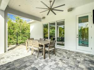 Photo de la galerie de l'établissement Lala at the Beach 512, à Chicken Island