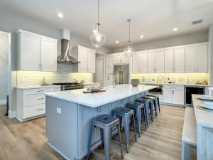 Nhà bếp/bếp nhỏ tại Lala at the Beach 512 +31 ảnh