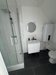 Ένα μπάνιο στο Appartement cocooning Lambersart, proche Lille