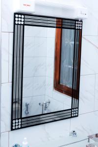Bilik mandi di Kandez Holiday Home +33 gambar