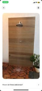 Gallery image of Suíte com janela para o jardim in Goiânia