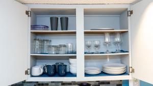 Køkken eller tekøkken på Surfside I #304 condo + 86 billeder