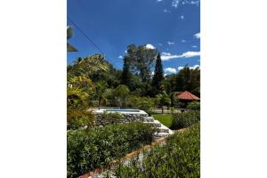 LentagにあるRetreat Villa with Pool, Jacuzzi, and Pet-Friendly Stayのギャラリーの写真 +31枚の写真