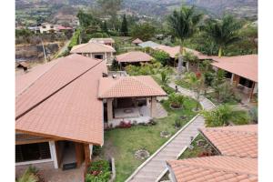 LentagにあるRetreat Villa with Pool, Jacuzzi, and Pet-Friendly Stayのギャラリーの写真