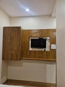 TV a/nebo společenská místnost v ubytování Hotel AL-HAMD