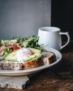 Jídlo v apartmánu nebo okolí