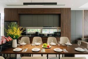 Φωτογραφία από το άλμπουμ του Luna's Villa 5bedrooms, pool σε Dien Ban