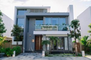 Το κτήριο όπου στεγάζεται  η βίλα