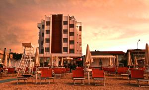 Budynek, w którym mieści się hotel