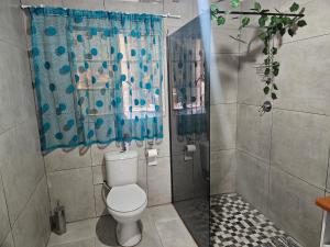 Un baño de Peace at 68