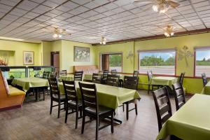 Gallery image of Travelodge by Wyndham Dawson Creek in Dawson Creek