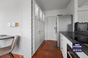 Η κουζίνα ή μικρή κουζίνα στο villa les champs de knokke +3 φωτογραφίες