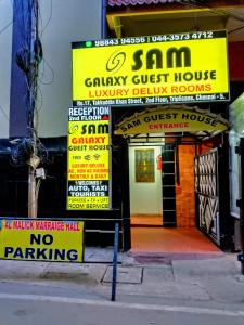 Gallery image of sam galaxy guest house in Chennai +32 photos
