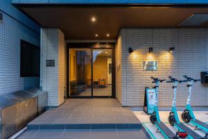 a gym with ski equipment on the side of a building at winco - Vacation STAY 05545v in Tokyo