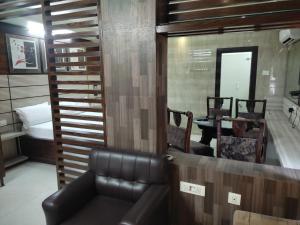 Foto dalla galleria di HoTEL TANIYA a Vijayawāda