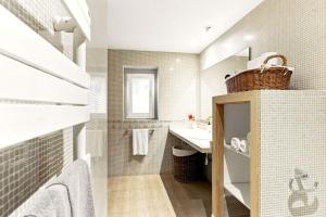 Ένα μπάνιο στο Can Alvaro +122 φωτογραφίες