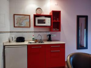 Gallery image of Casablanca El Petit Hotel in Deltebre