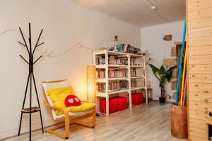 Perpustakaan di rumah percutian