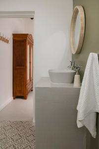 Koupelna v ubytování Farm Cottage - Mountain View,Fireplace,Game viewing