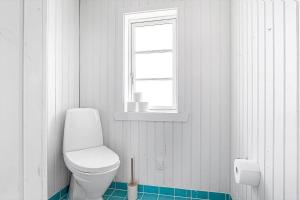 Et badeværelse på LN2023-Hjorring-Sondre-Strandvej-1