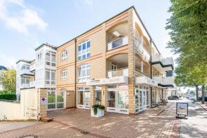 Tòa nhà nơi căn hộ tọa lạc