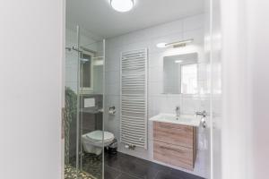 Bilik mandi di Bodensee Gateway +37 gambar