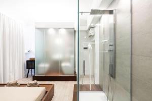 Bilik mandi di ROOMS DA VINCÈ Arte & Emozioni +70 gambar
