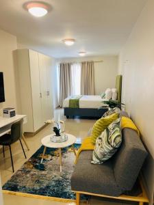 Χώρος καθιστικού στο Comfortable corner Umhlanga - near Gateway
