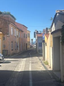 Zdjęcie z galerii obiektu Le port du brusc chambre chez l habitant w mieście Six-Fours-les-Plages