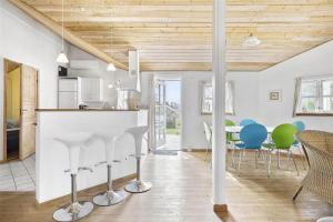 Φωτογραφία από το άλμπουμ του N106-Karrebaeksminde-Krageholmsvej-97 σε Enø By