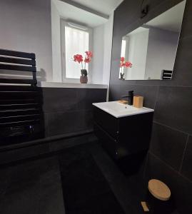 Fotografie z fotogalerie ubytování Loveroom Metz Centre Private Spa v destinaci Metz + 17 fotografií