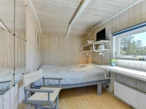 Ένα ή περισσότερα κρεβάτια σε δωμάτιο στο Holiday Home Immi - 1-5km from the sea by Interhome +13 φωτογραφίες