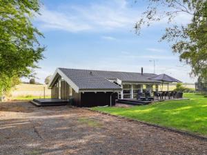 Zahrada ubytování Holiday Home Rik - 350m from the sea by Interhome