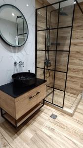 Billede fra billedgalleriet på Comfort Corner Spacious & Quiet 2BR Apartment in Thessaloniki i Thessaloniki + 15 billeder