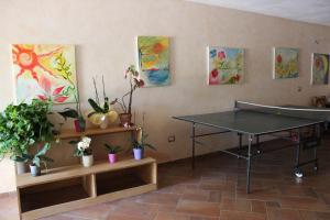 Stolní tenis v ubytování B&B Chorisia nebo okolí