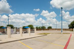 Fotografie z fotogalerie ubytování Motel 6-Cleburne, TX v destinaci Cleburne